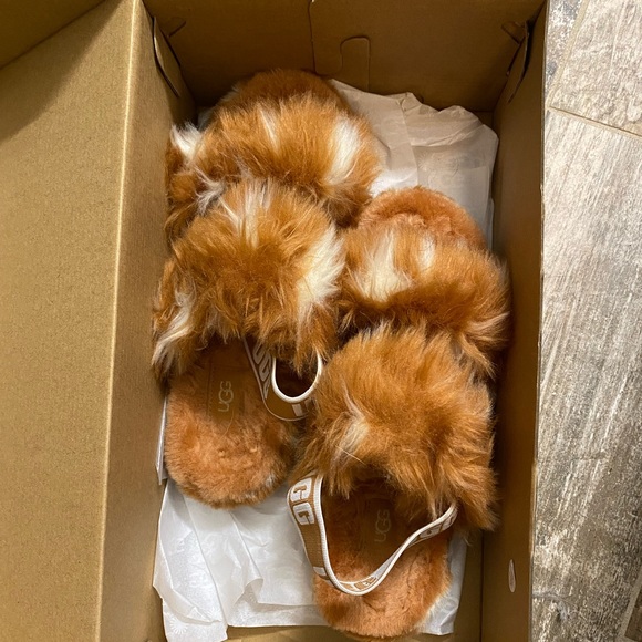 Ugg Slipper Sandals - Picture 3 of 7